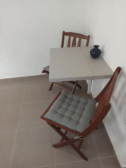 Δίκλινο Δωμάτιο Δονούσα Με Εξαιρετικό Μπαλκόνι Eksteriør bilde
